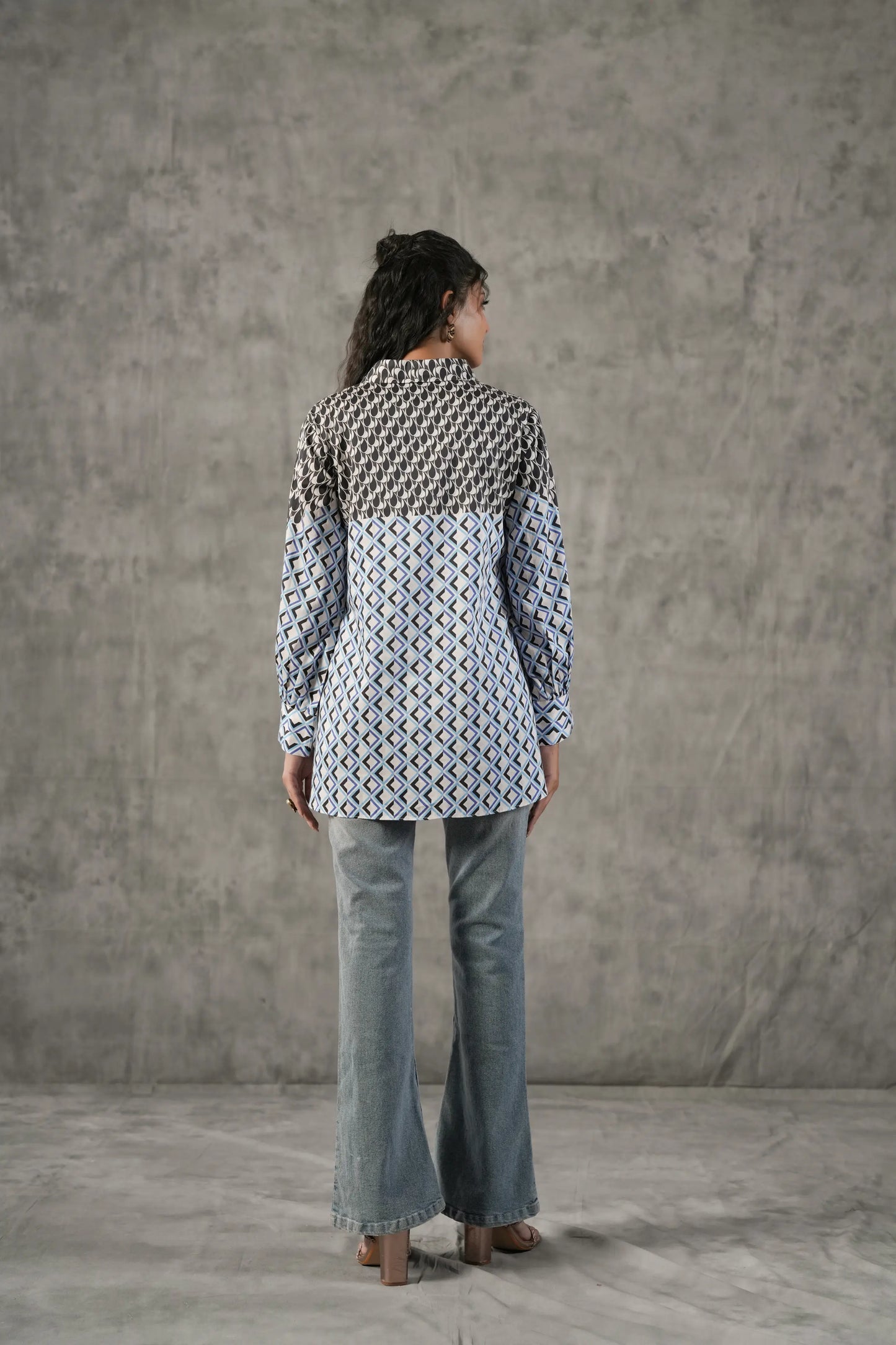Printed Short Top with applique flower highlighted