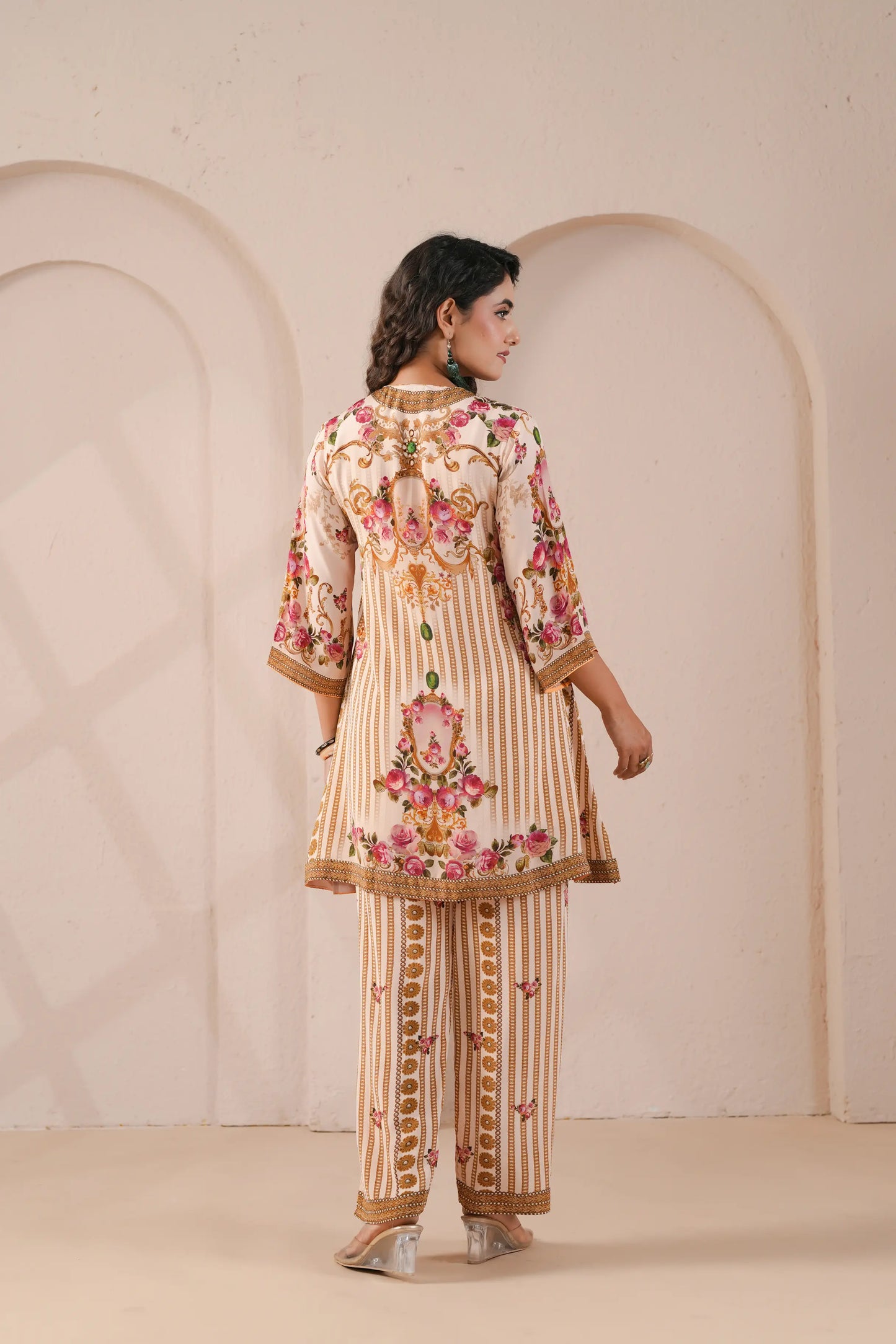 Embellished Printed Straight Kurti with Pant