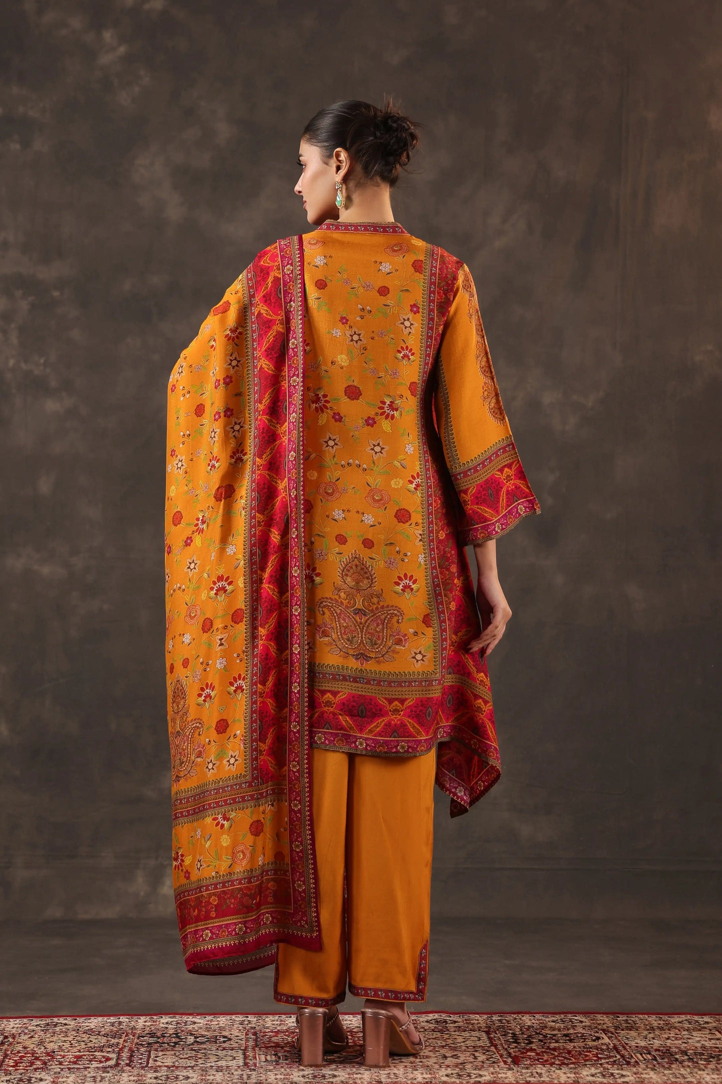 Traditional Suit Set