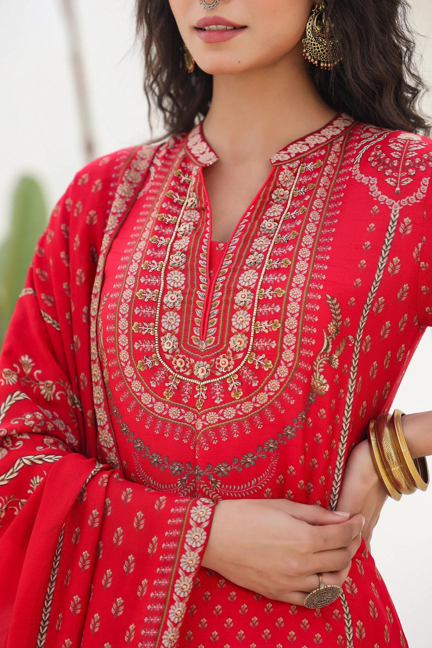 Traditional Print Straight Kurti with Pant and Printed Dupatta