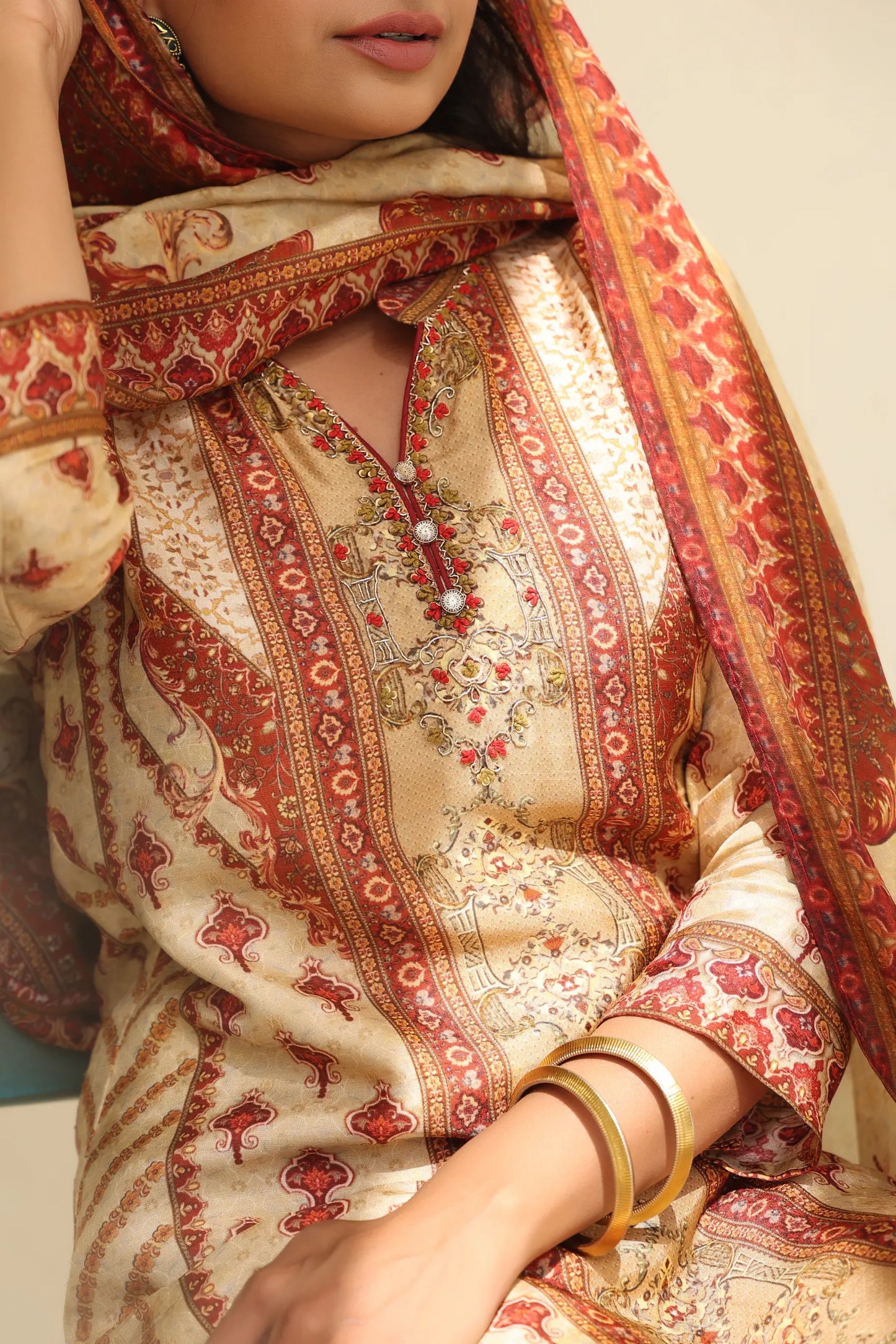Traditional Print Straight Kurti with Pant and Printed Dupatta