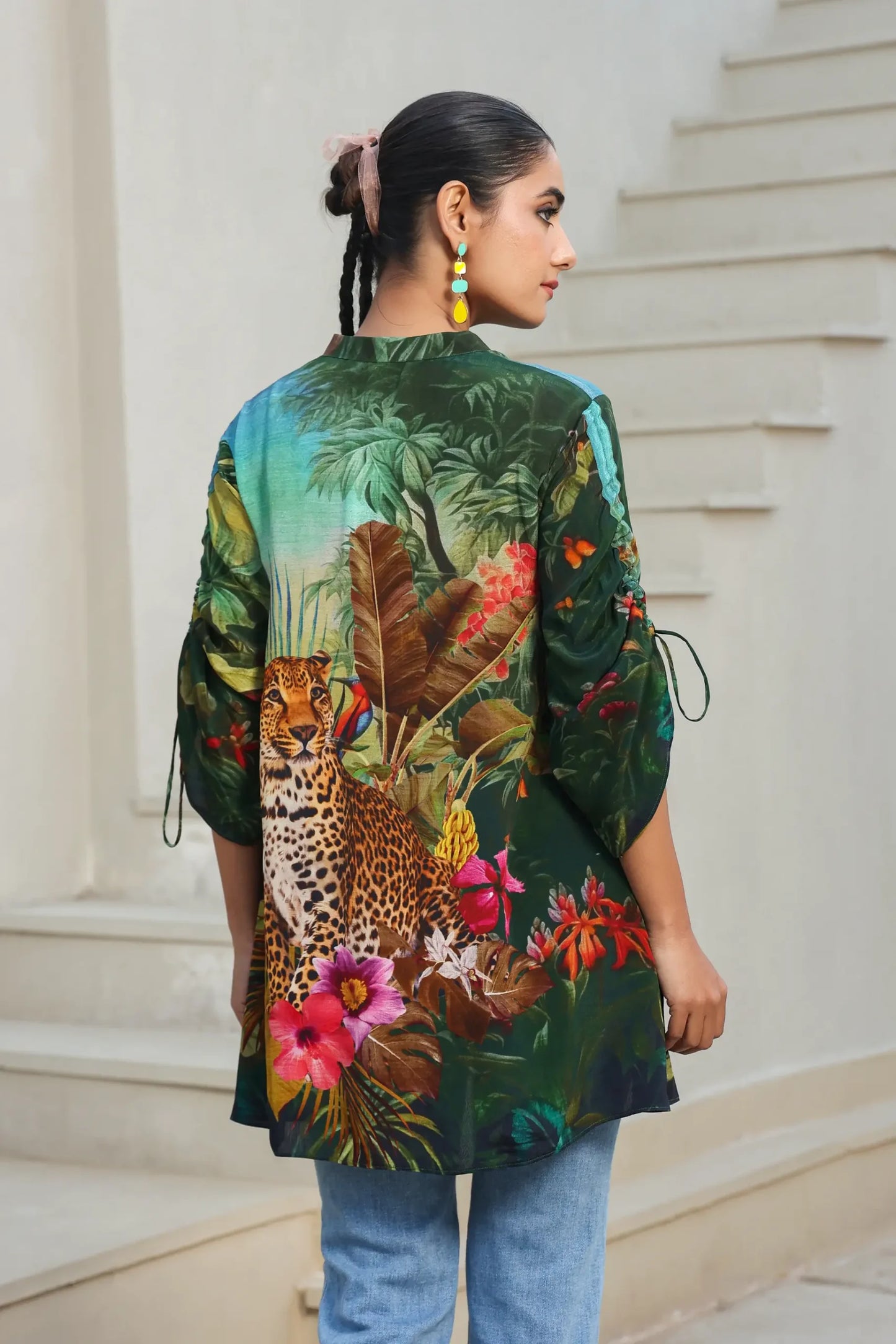 Printed Short Top with light Embellish