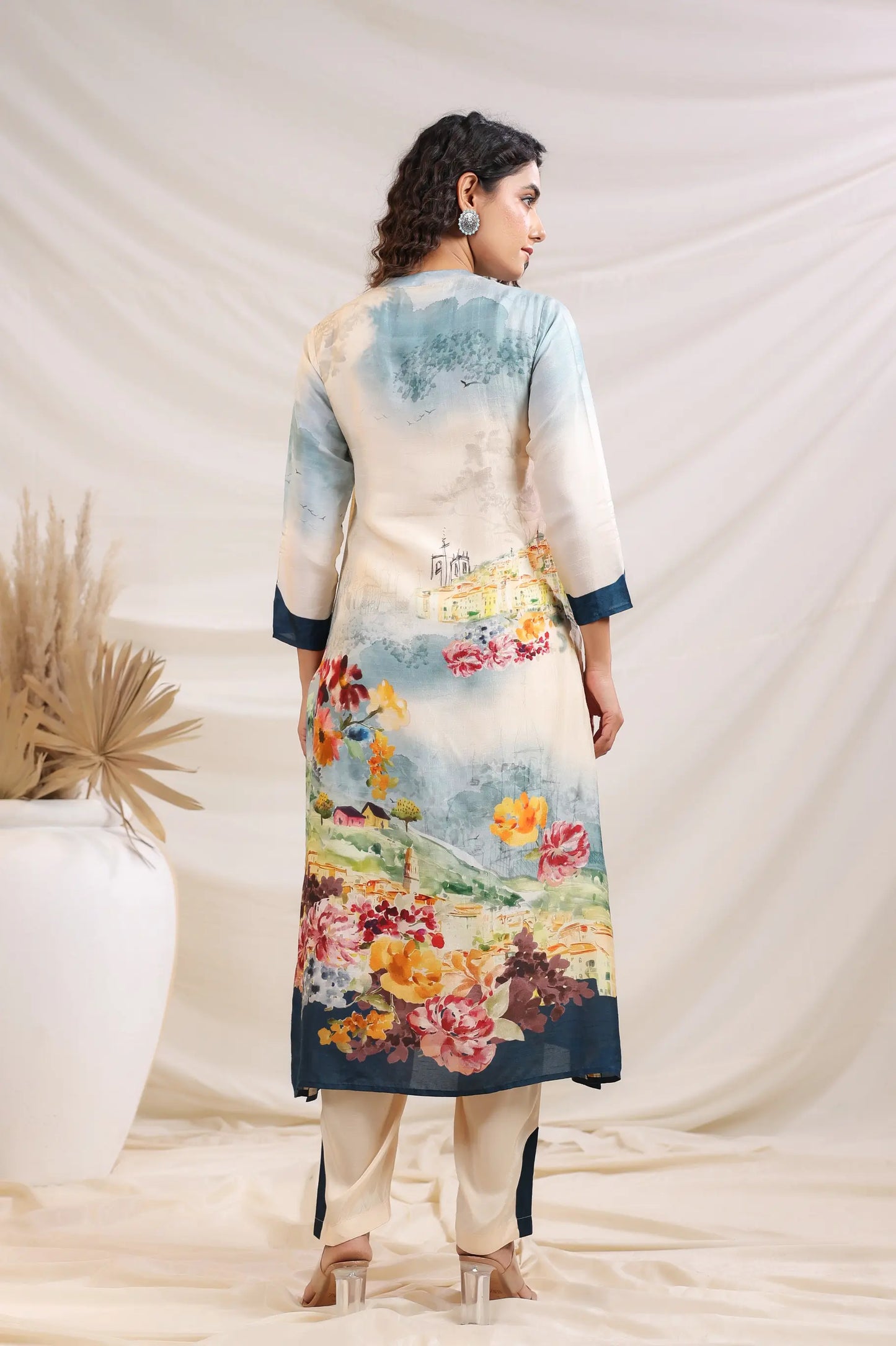 Floral Print Straight Kurti with Pant