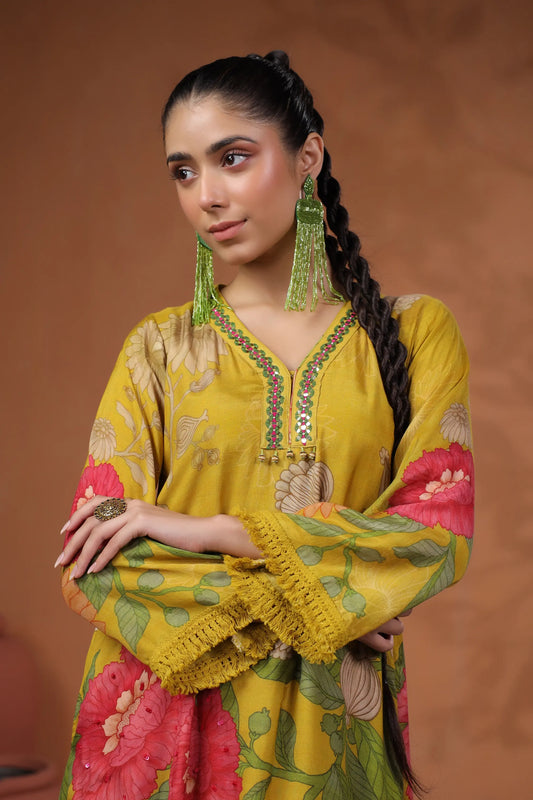 Floral Printed Embellished Kurta Pant