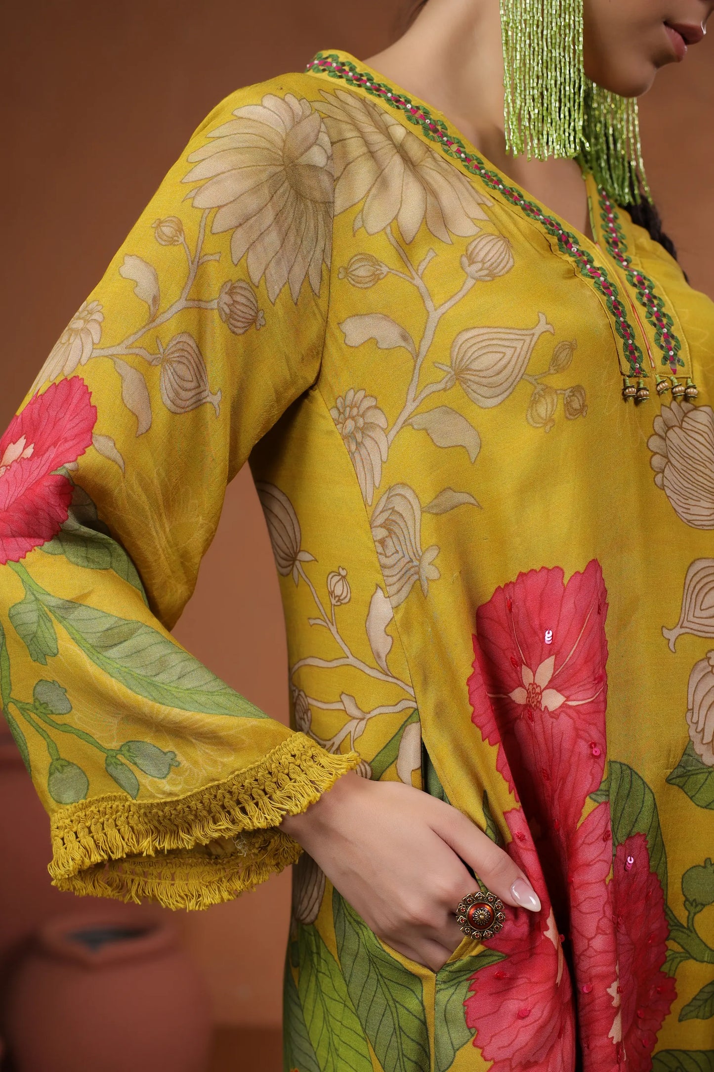 Floral Printed Embellished Kurta Pant