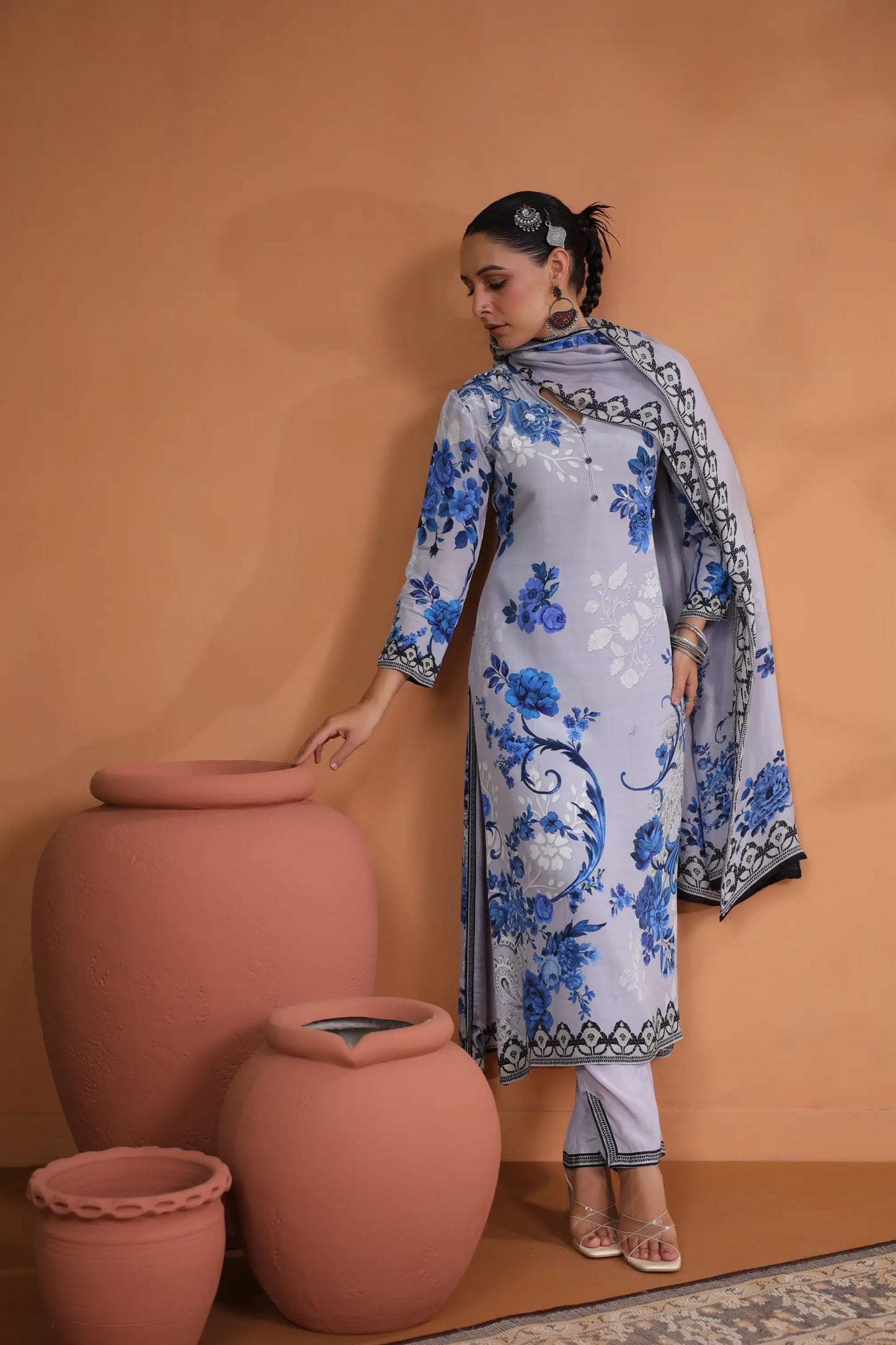 Floral Print Straight Kurti with Pant and Printed dupatta