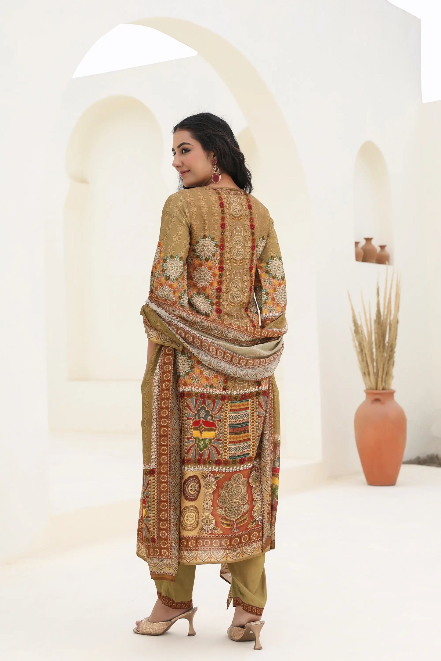 Traditional Print Straight Kurti with Pant and Printed Dupatta