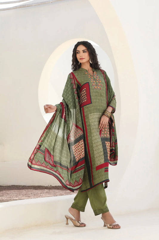 Traditional Print Straight Kurti with Pant and Printed Dupatta