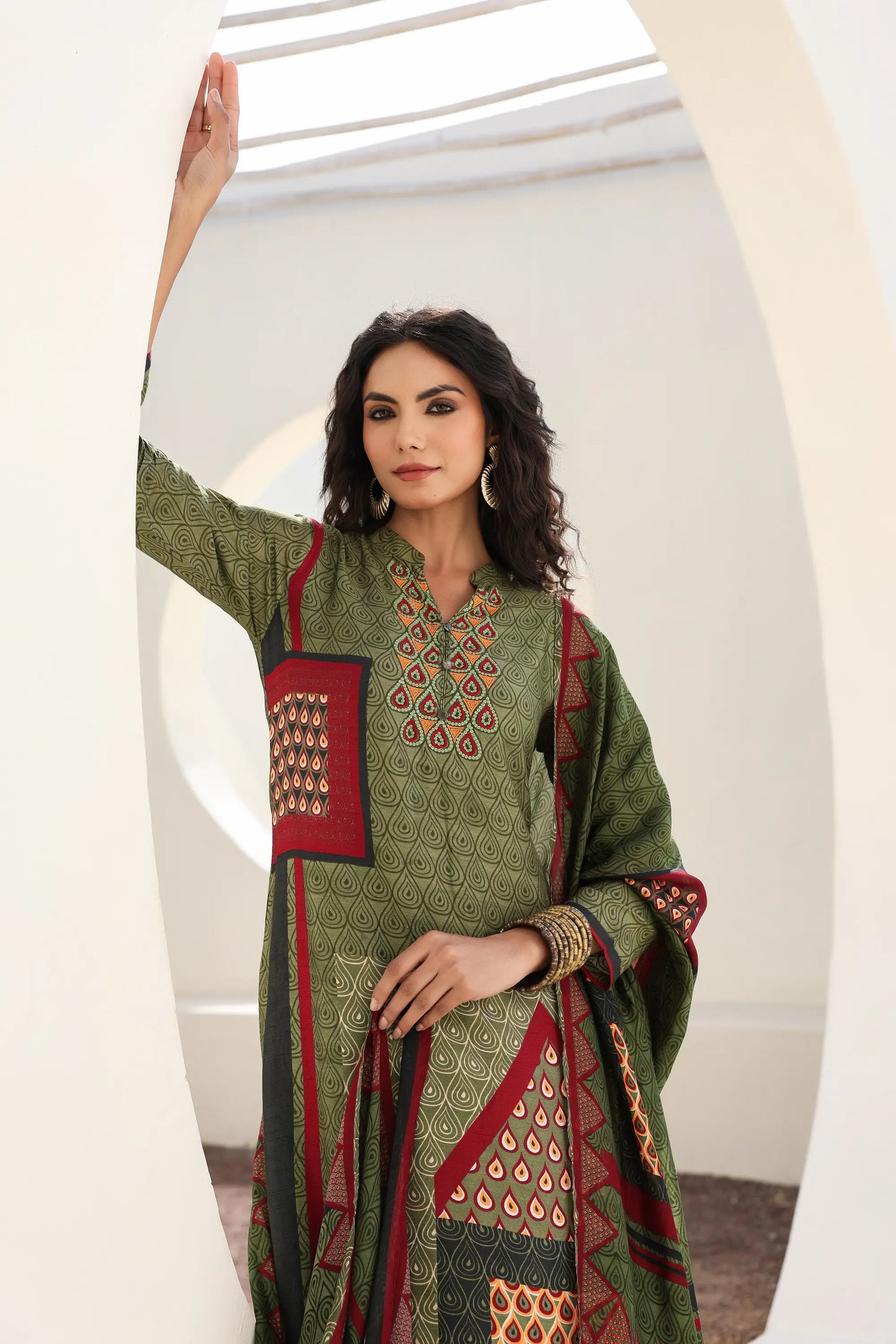 Traditional Print Straight Kurti with Pant and Printed Dupatta