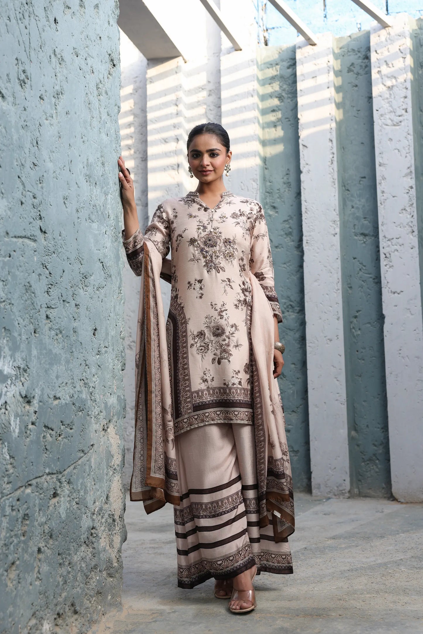 Printed Kurta with Flare Pant with light Embellish