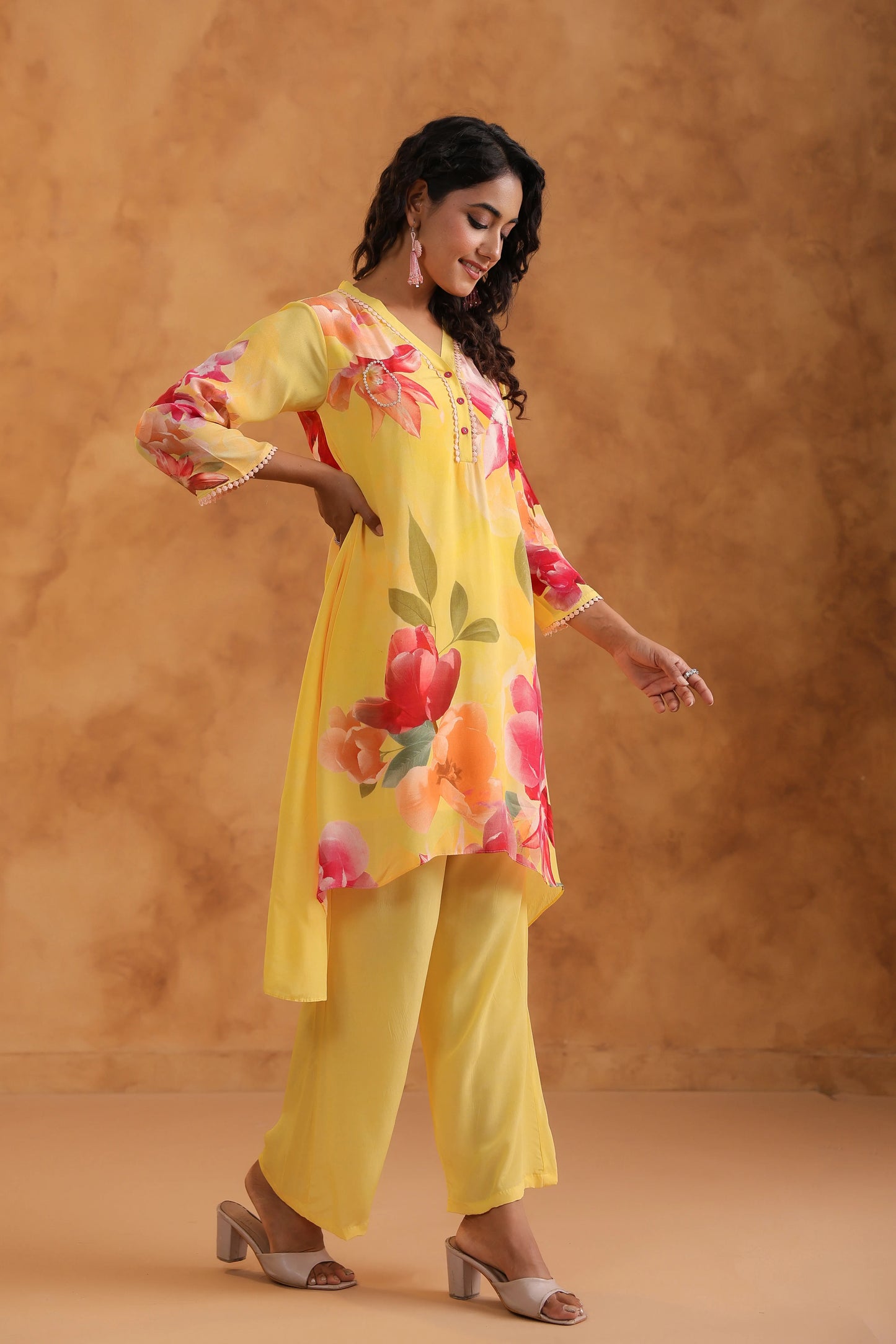 Floral Print Straight Kurti