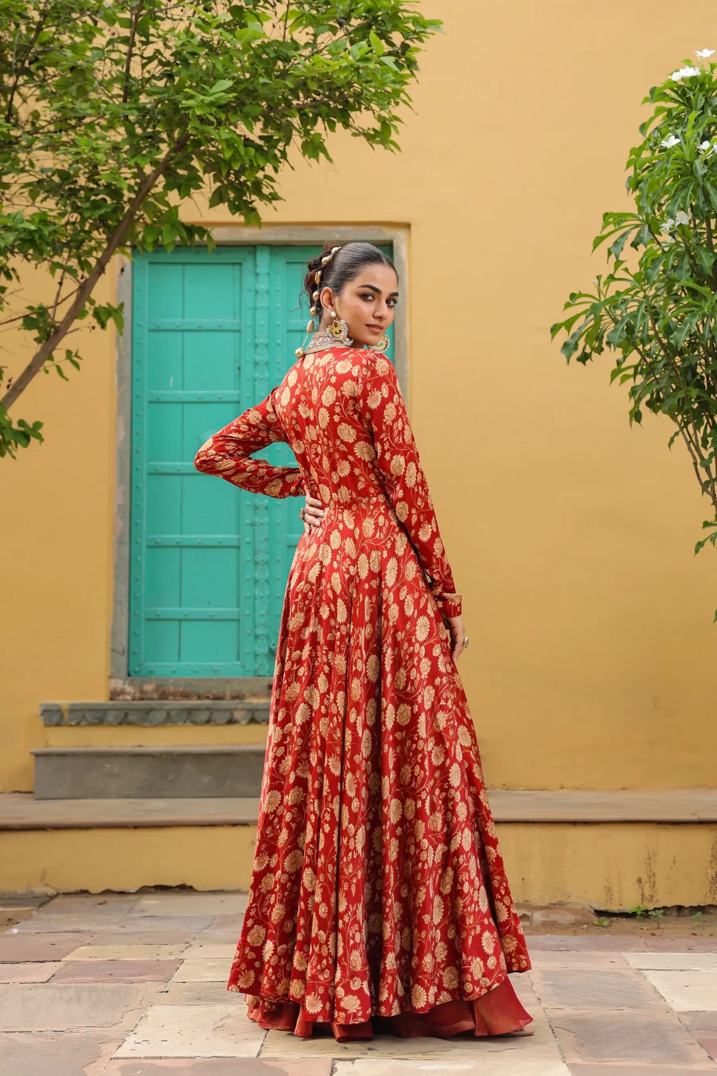 Red small floral printed gown