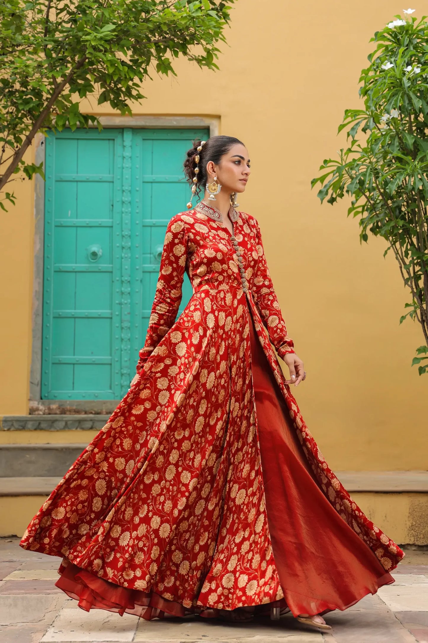 Red small floral printed gown