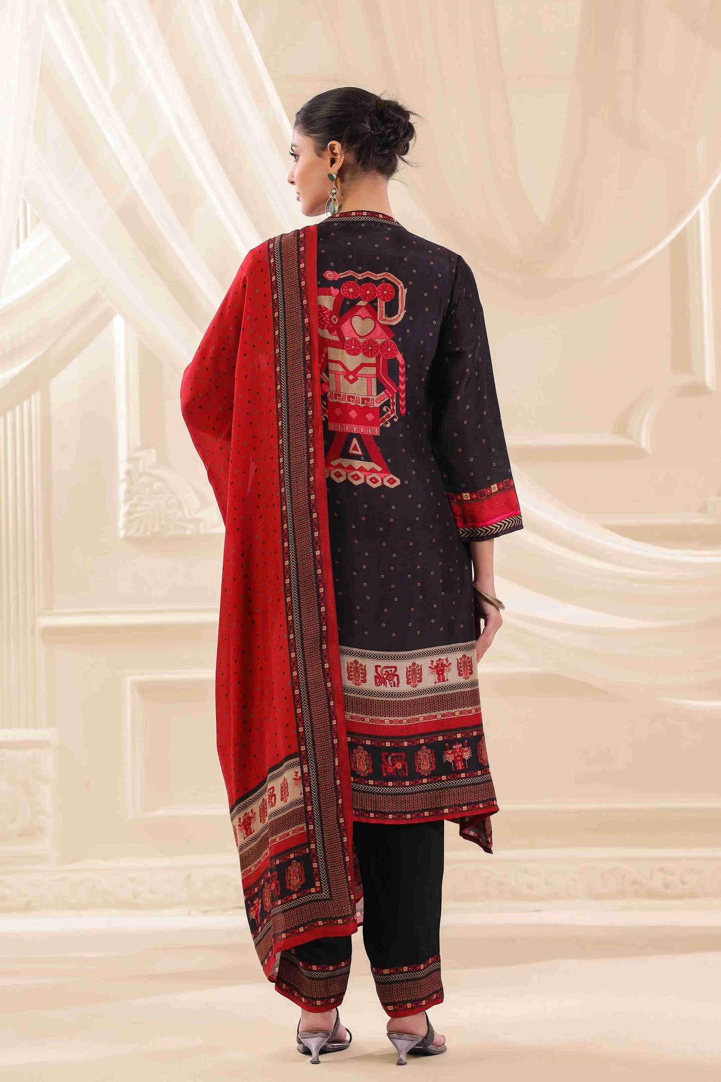 Traditional Suit Set