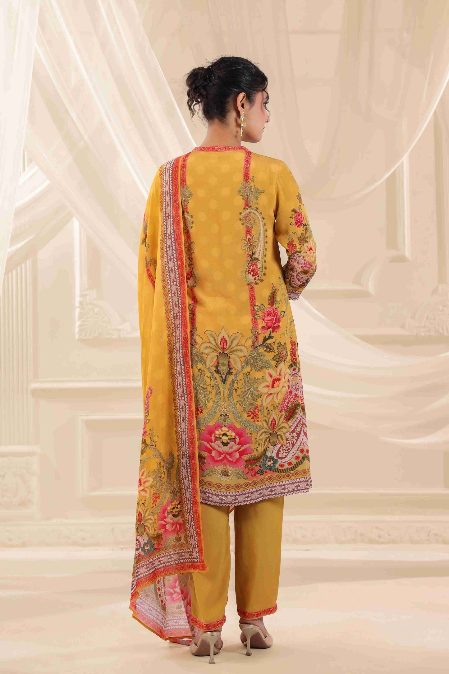 Traditional Suit Set