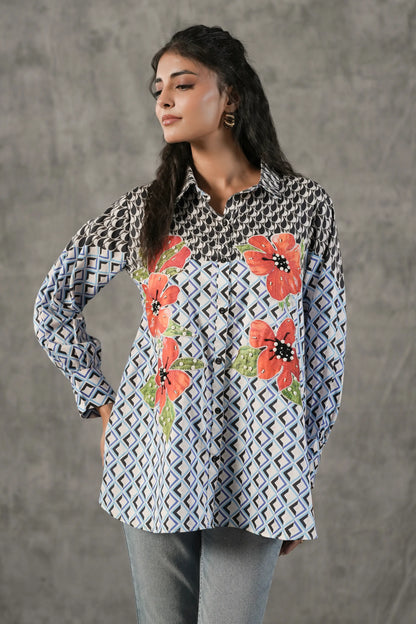Printed Short Top with applique flower highlighted