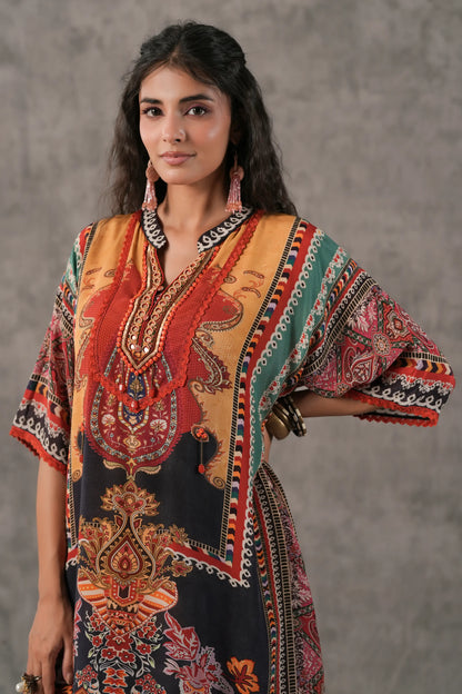 embellished aline top with straight pants. The ethnic Co-ords.