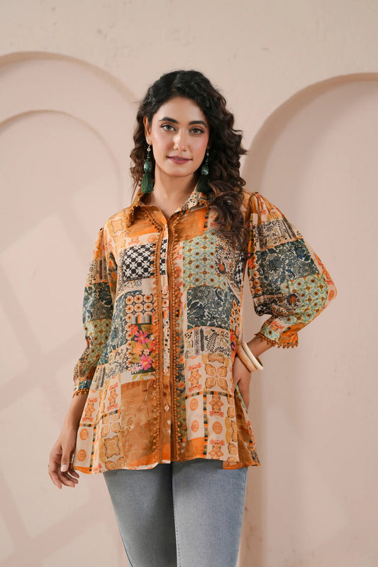 Printed Short Top with lace