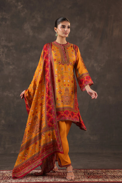 Traditional Suit Set