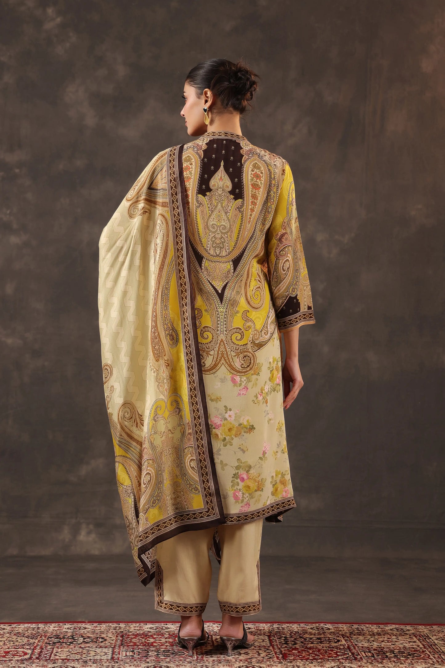 Traditional Suit Set