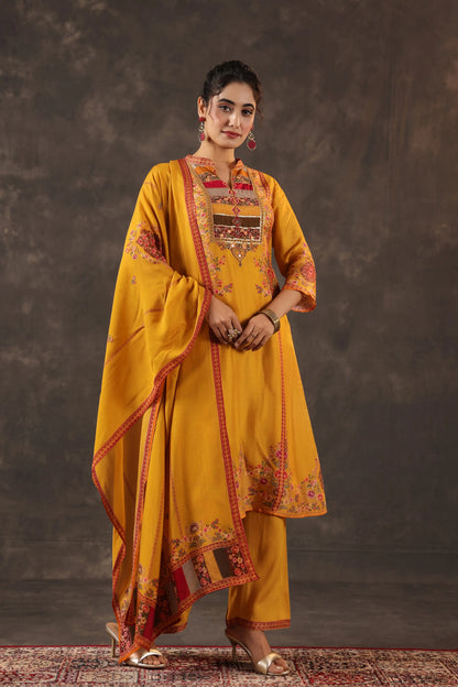 Traditional Suit Set