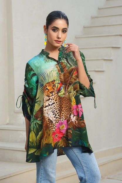 Printed Short Top with light Embellish