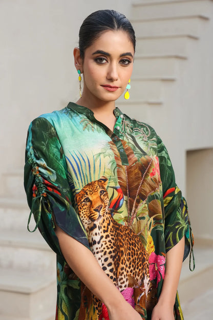 Printed Short Top with light Embellish