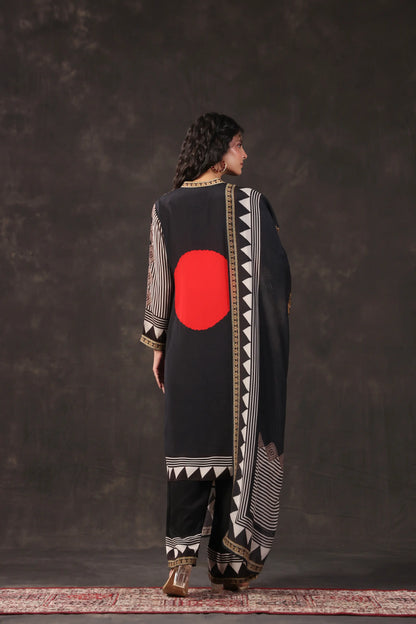 Three Piece Ethnic Kurti with highlight