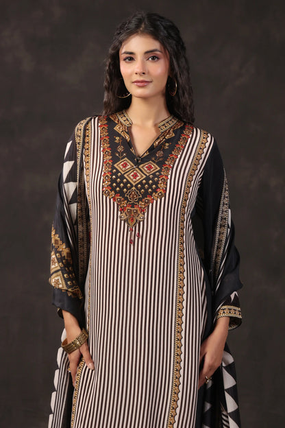 Three Piece Ethnic Kurti with highlight