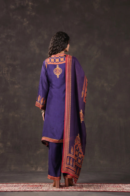 Three Piece Ethnic Kurti with highlight