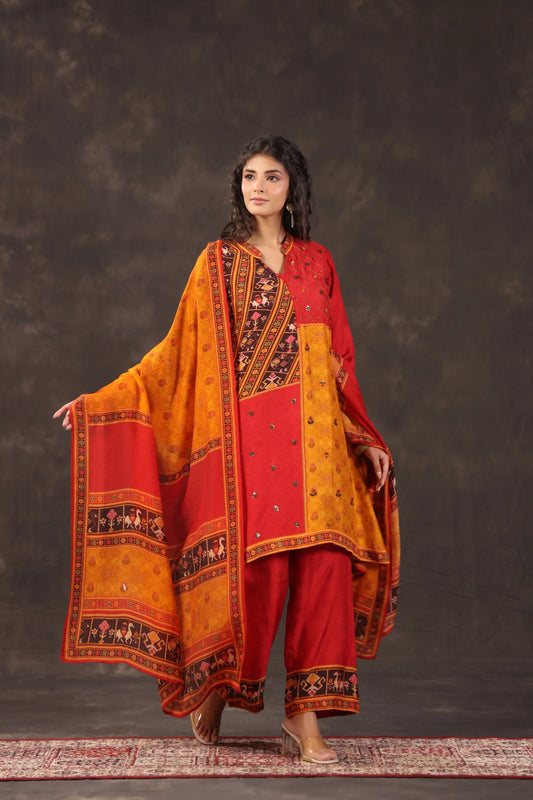 Three Piece Ethnic Kurti with highlight