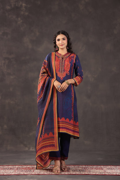 Three Piece Ethnic Kurti with highlight