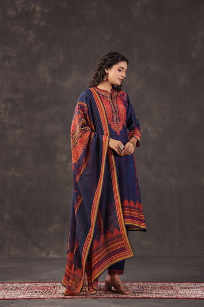 Three Piece Ethnic Kurti with highlight