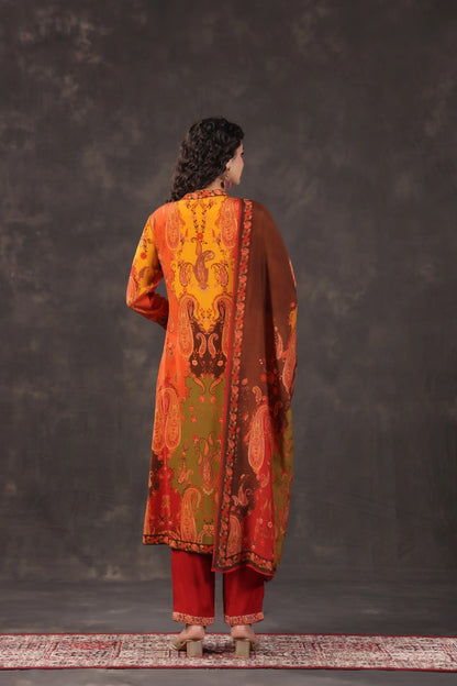 Three Piece Ethnic Kurti with highlight