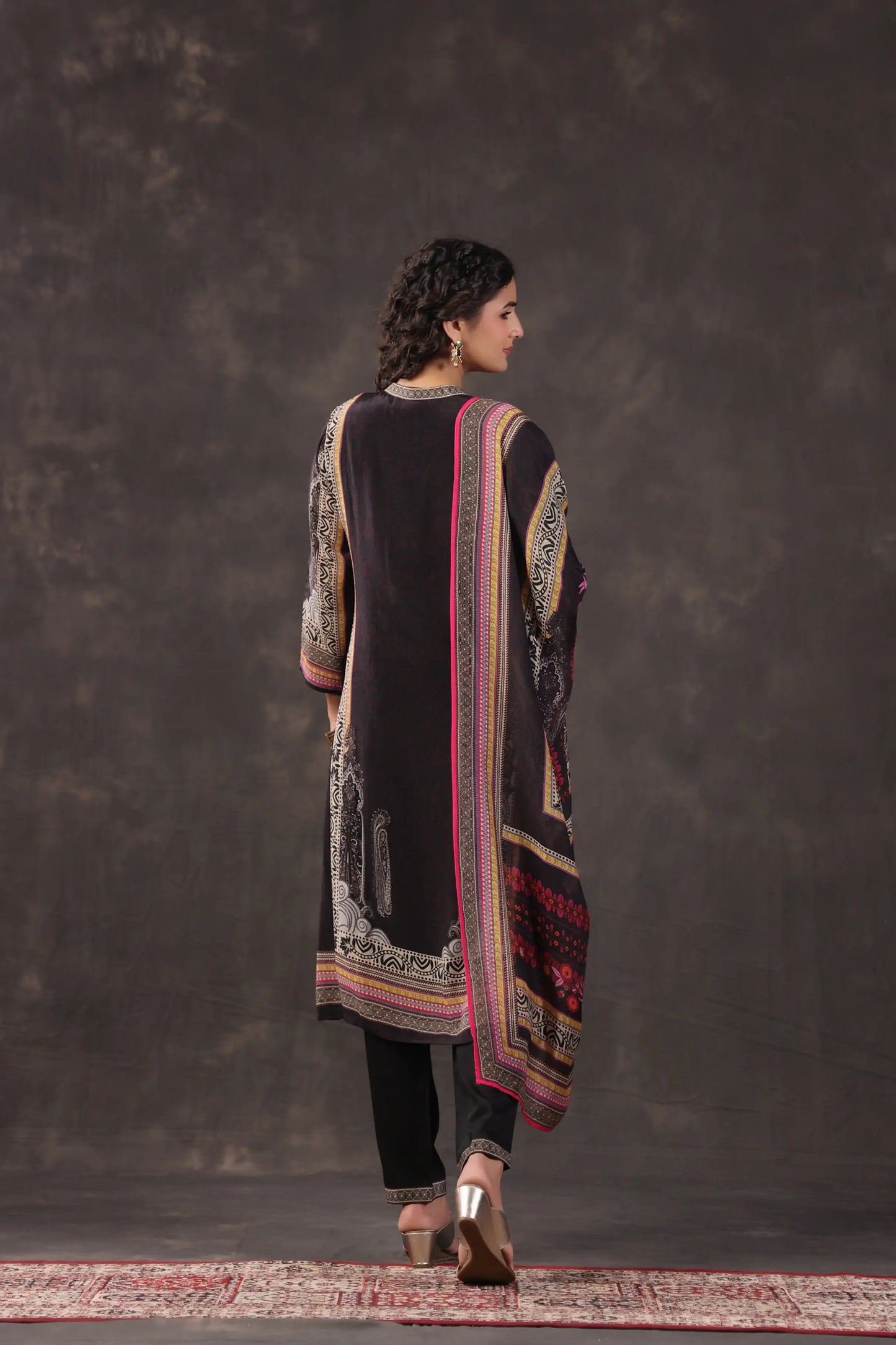 Three Piece Ethnic Kurti with highlight