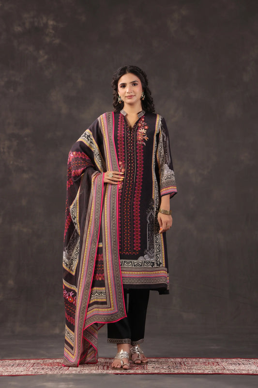 Three Piece Ethnic Kurti with highlight
