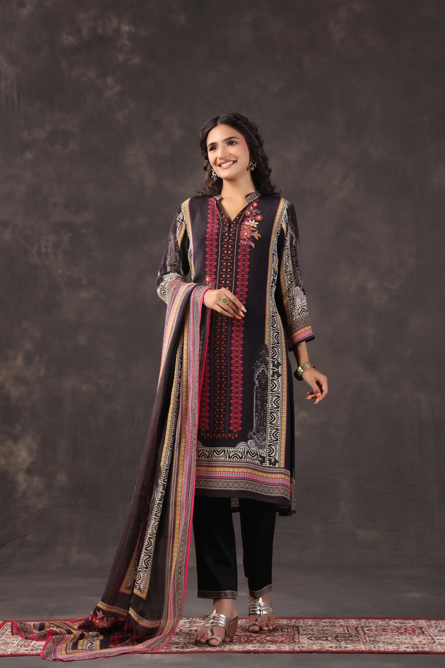 Three Piece Ethnic Kurti with highlight