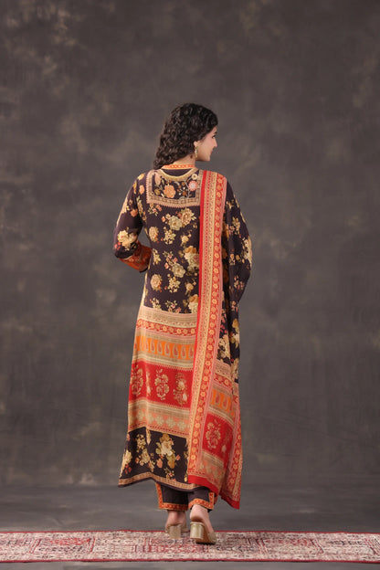 Three Piece Ethnic Kurti with highlight