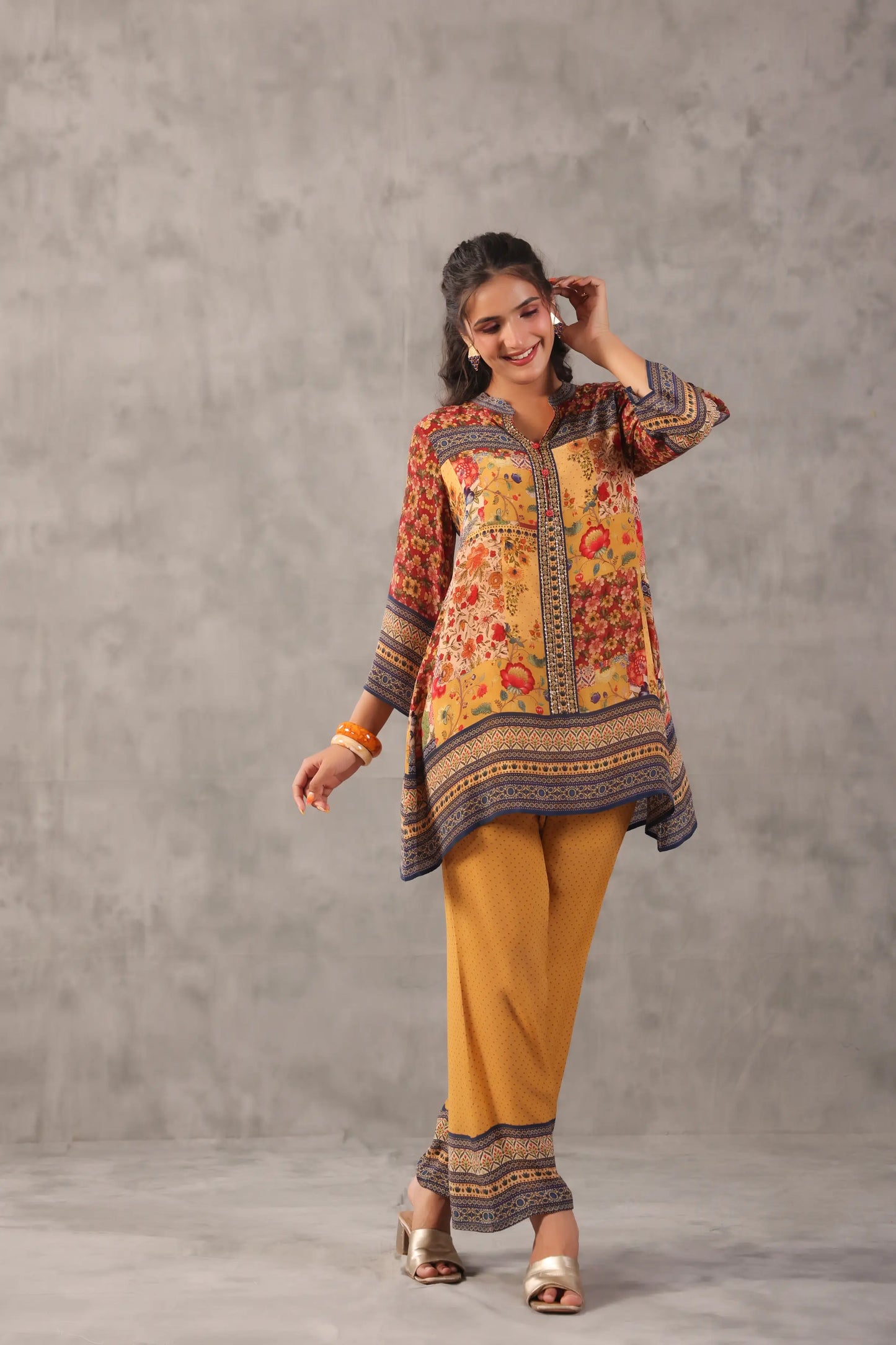 embellished aline top with straight pants. The ethnic Co-ords.