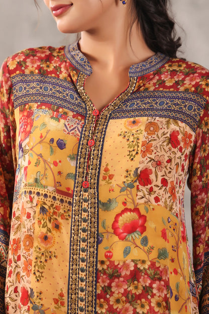 embellished aline top with straight pants. The ethnic Co-ords.