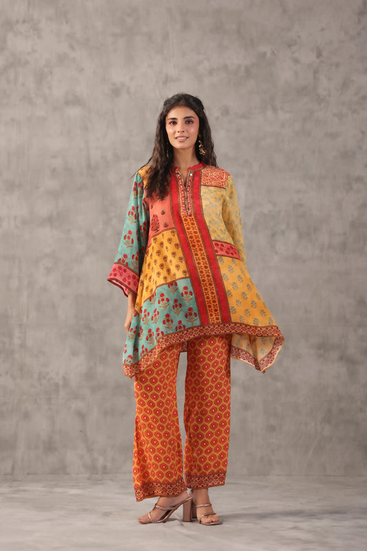 embellished aline top with straight pants. The ethnic Co-ords.