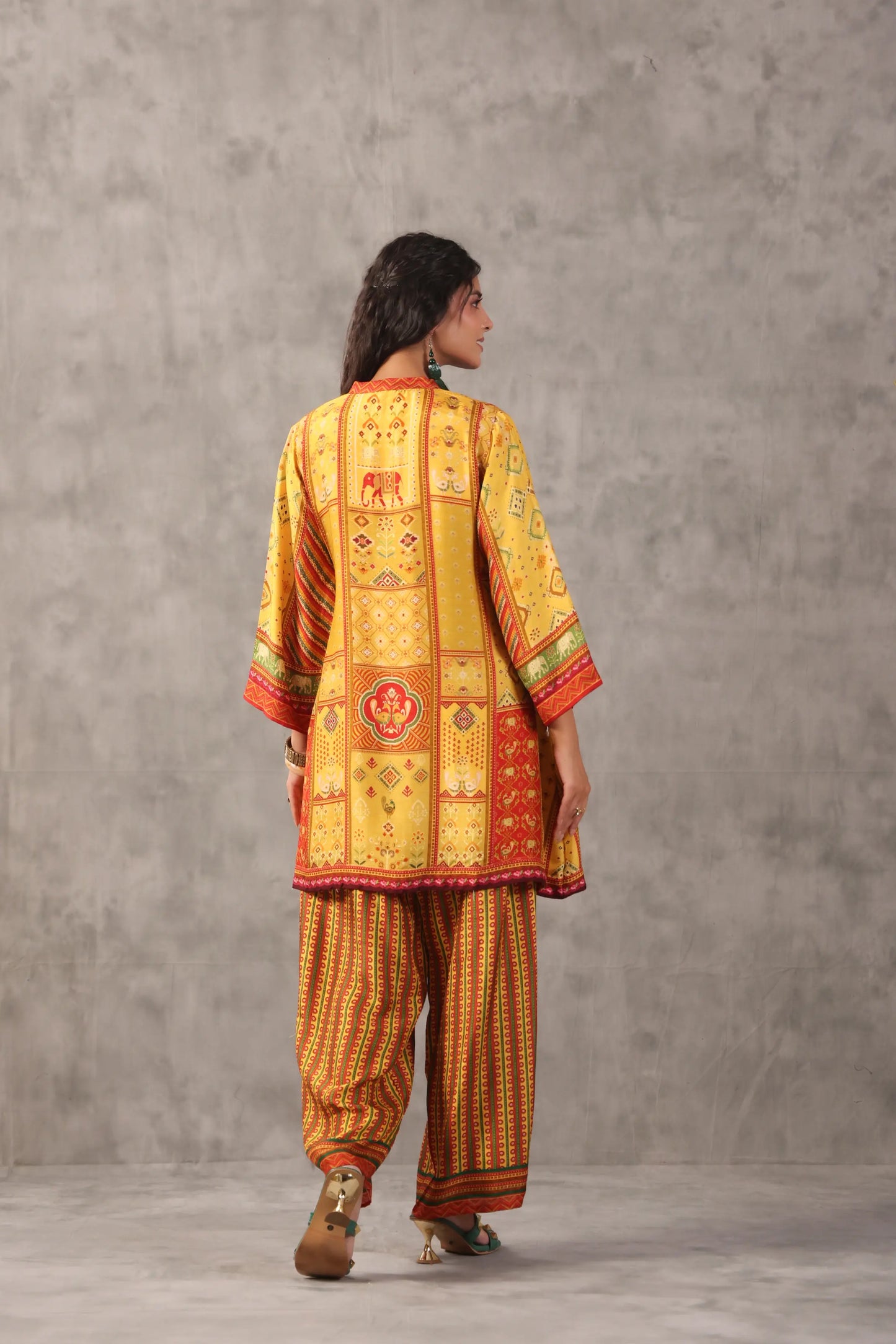 Embellished Printed Straight Kurti with Pant