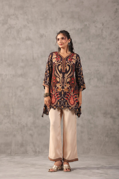 embellished,scalloped hem, aline top with straight pants. The Co-ords.