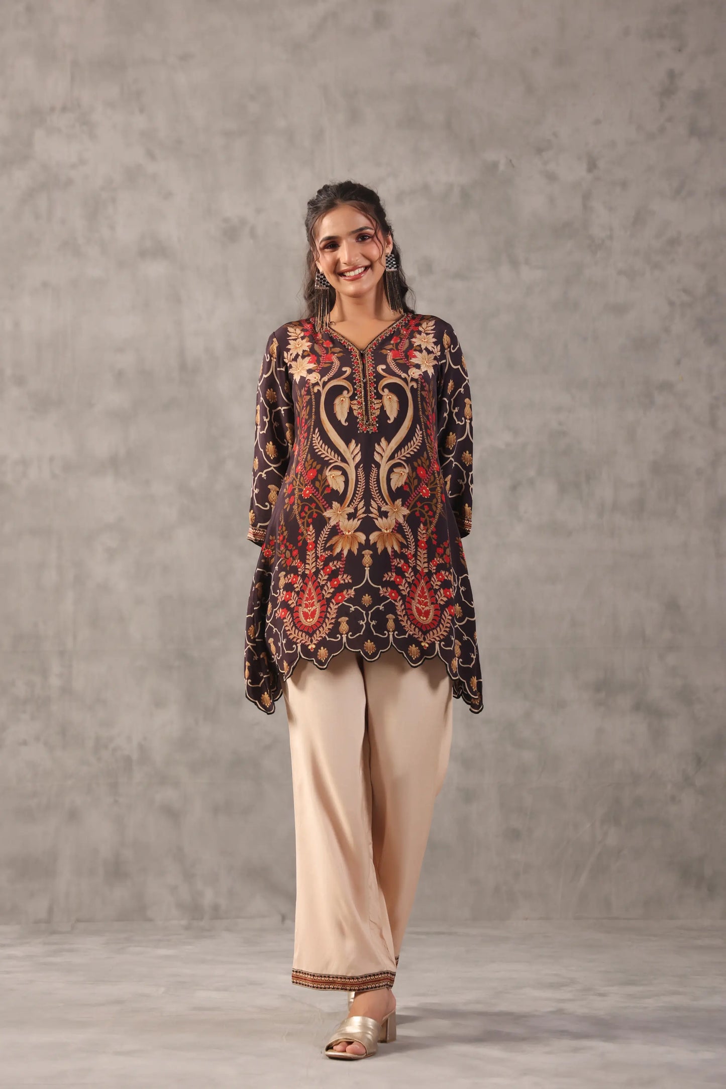 embellished,scalloped hem, aline top with straight pants. The Co-ords.