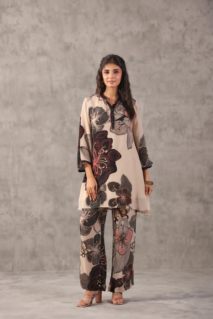 embellished aline top with straight pants. The perfect Co-ords.