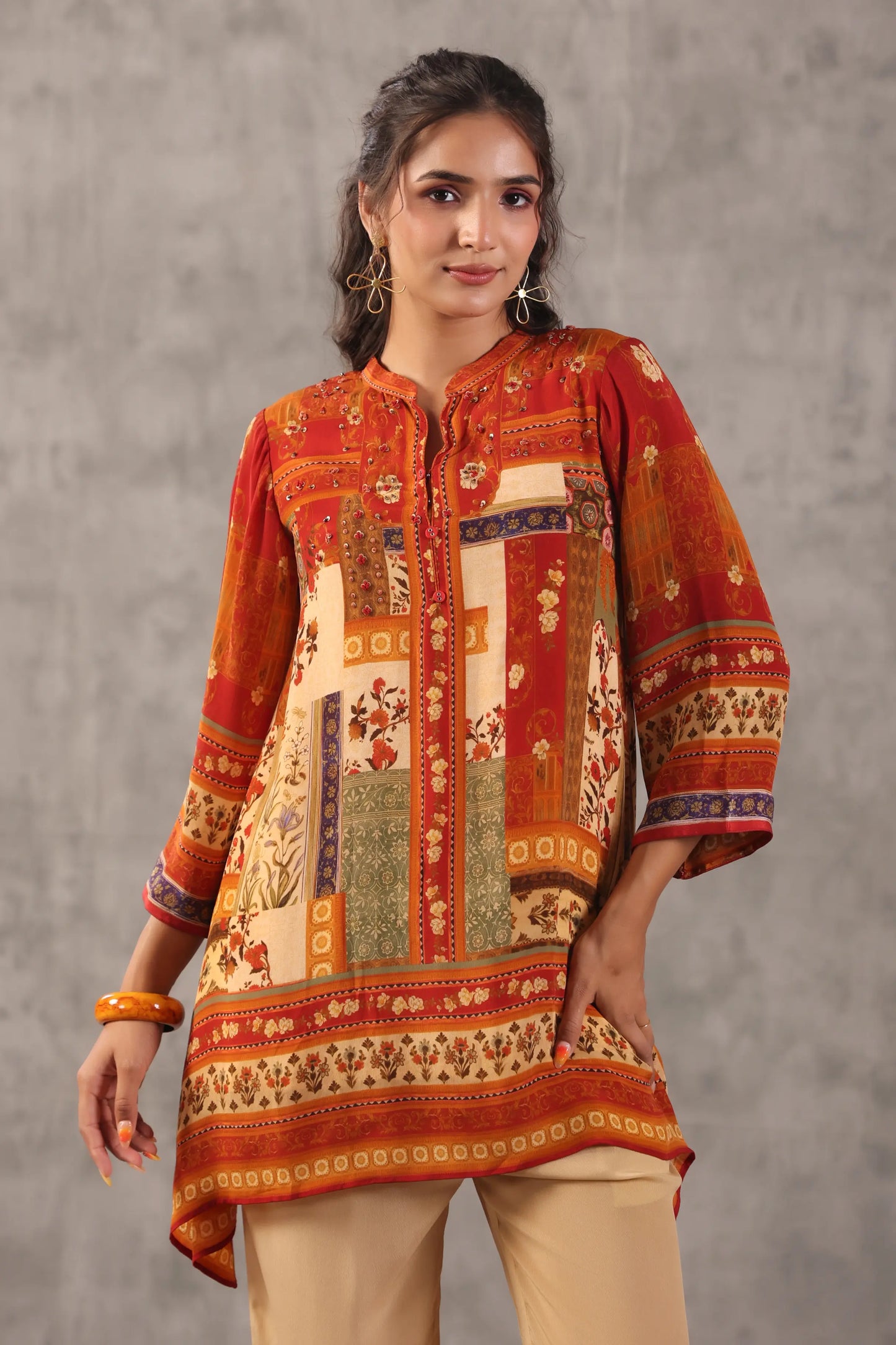 embellished aline top with straight pants. The ethnic Co-ords.