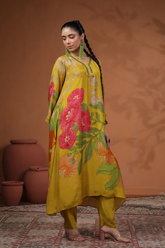 Floral Printed Embellished Kurta Pant