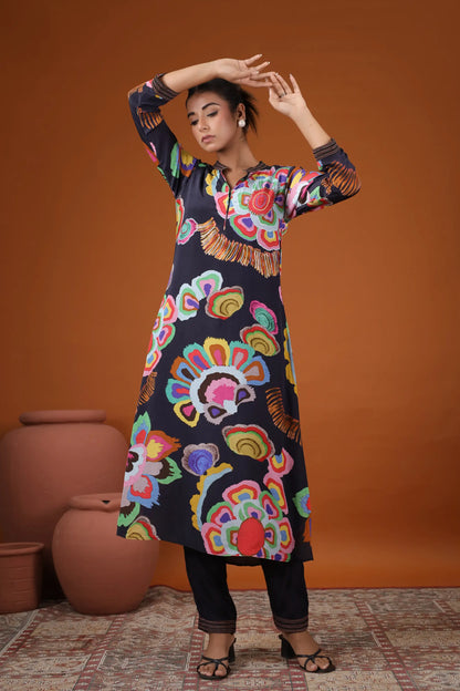 Abstract Floral Print Straight Kurti with Pant