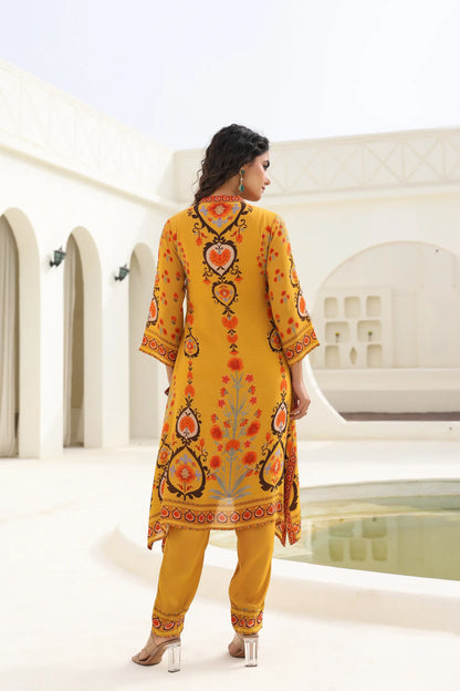 Traditional Print Straight Kurti with Pant