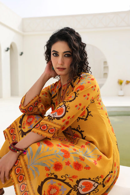 Traditional Print Straight Kurti with Pant